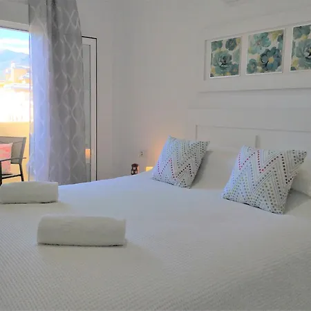 Deluxe In Benalbeach With Views *