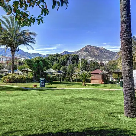 Apartment Deluxe In Benalbeach With Views